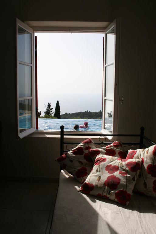 Harmony And Horizon Villas Athánion Екстериор снимка